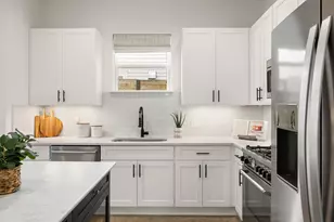 1201 Luna St, Austin, TX 78721 - Photo 12