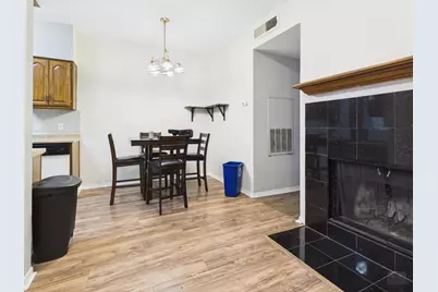 203 E 31st Street #204, Austin, TX 78705 - Photo 4