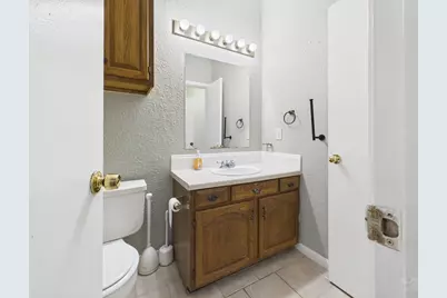 203 E 31st Street #204, Austin, TX 78705 - Photo 10
