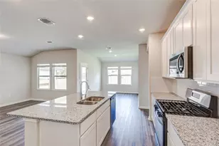 4905 Hazelnut Ln, Del Valle, TX 78617 - Photo 14