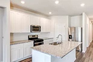 4905 Hazelnut Ln, Del Valle, TX 78617 - Photo 12