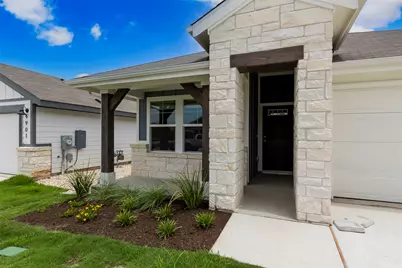 4905 Hazelnut Lane, Del Valle, TX 78617 - Photo 4