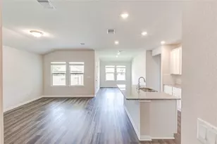 4905 Hazelnut Ln, Del Valle, TX 78617 - Photo 6