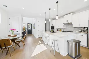 7602 Bardstown Wy, Austin, TX 78744 - Photo 4