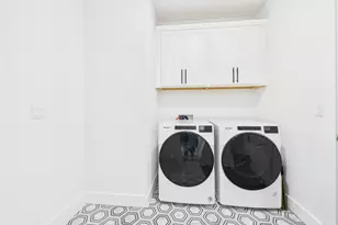 7602 Bardstown Wy, Austin, TX 78744 - Photo 8