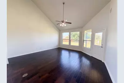 234 Wells Bend, Hutto, TX 78634 - Photo 10