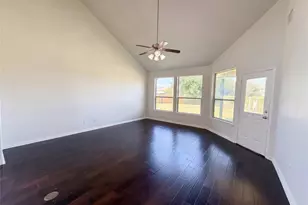 234 Wells Bend, Hutto, TX 78634 - Photo 10