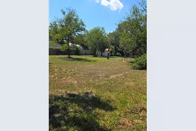 209 W South Street, Kyle, TX 78640 - Photo 2
