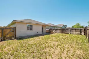 12524 Sky Harbor Dr, Del Valle, TX 78617 - Photo 22