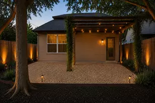 7709 Menchaca Rd, Austin, TX 78745 - Photo 32
