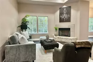 105 Diamond Head Dr, Bastrop, TX 78602 - Photo 2