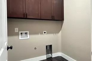 105 Diamond Head Dr, Bastrop, TX 78602 - Photo 18