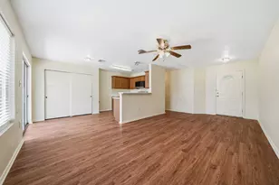 1910 Steeds Crossing, Pflugerville, TX 78660 - Photo 4