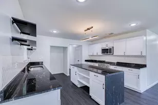 6202 Carnation Terrace, Austin, TX 78741 - Photo 4