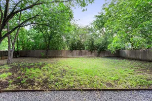 700 S Church St, Lockhart, TX 78644 - Photo 32