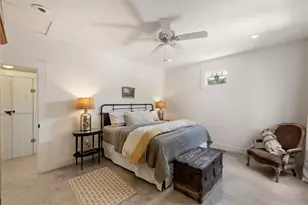303 W College St, Fredericksburg, TX 78624 - Photo 22