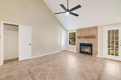 6808 Luckenbach Lane, Austin, TX 78729 - Photo 6