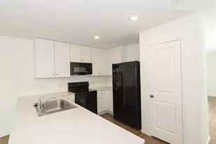 544 Rancho Del Cielo Loop, Jarrell, TX 76537 - Photo 6