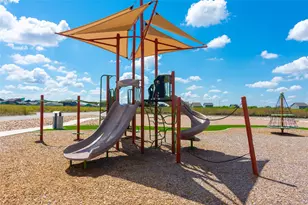 544 Rancho Del Cielo Loop, Jarrell, TX 76537 - Photo 32