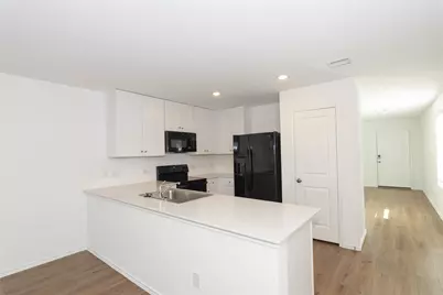 544 Rancho Del Cielo Loop, Jarrell, TX 76537 - Photo 4