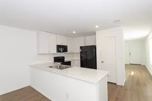 544 Rancho Del Cielo Loop, Jarrell, TX 76537 - Photo 4