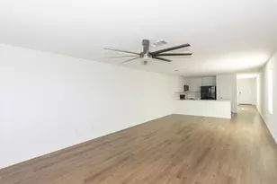 544 Rancho Del Cielo Loop, Jarrell, TX 76537 - Photo 12