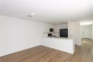 544 Rancho Del Cielo Loop, Jarrell, TX 76537 - Photo 8