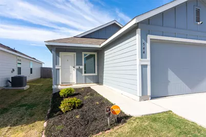 544 Rancho Del Cielo Loop, Jarrell, TX 76537 - Photo 2