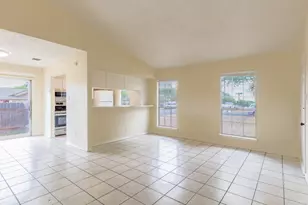 1915 Prairie Knoll Ct, Austin, TX 78758 - Photo 2