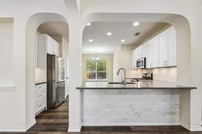 2307 Hayfield Square, Pflugerville, TX 78660 - Photo 6
