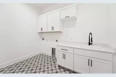 116 Mitchell Creek Drive, Horseshoe Bay, TX 78657 - Photo 18