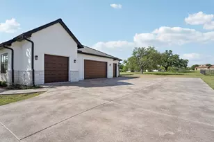 116 Mitchell Creek Dr, Horseshoe Bay, TX 78657 - Photo 10