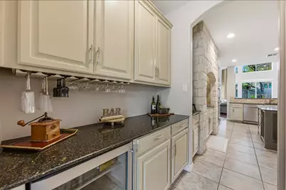 6817 Blissfield Drive, Austin, TX 78739 - Photo 8