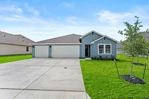 488 Sonoma St, Fredericksburg, TX 78624 - Photo 2