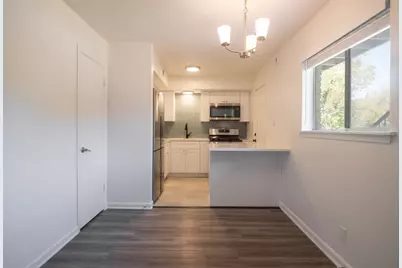 806 E 13th Street #105, Georgetown, TX 78626 - Photo 16