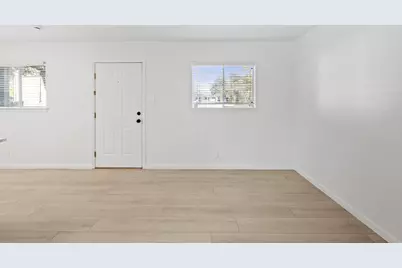 806 E 13th Street #108, Georgetown, TX 78626 - Photo 18