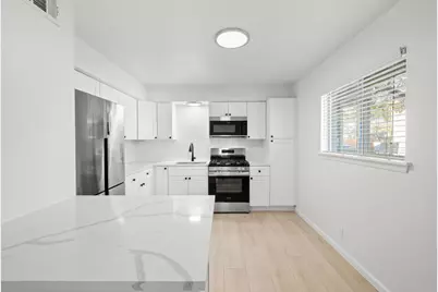 806 E 13th Street #108, Georgetown, TX 78626 - Photo 20