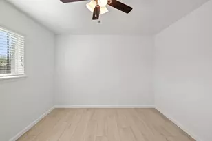 806 E 13th St, Georgetown, TX 78626 - Photo 34