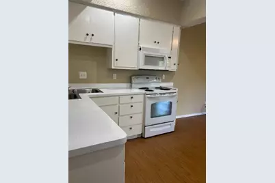 2612 San Pedro Street #117, Austin, TX 78705 - Photo 6