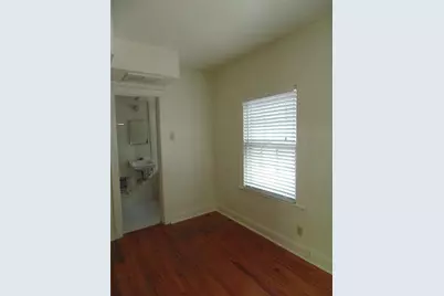 912 W 22nd 1/2 Street #I, Austin, TX 78705 - Photo 8