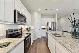 10917 Tallsalt Dr, Austin, TX 78754 - Photo 8