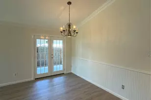 5805 Kevin Kelly Pl, Austin, TX 78727 - Photo 6