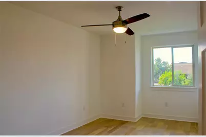 300 Tesla Circle Circle, Austin, TX 78681 - Photo 14