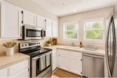 1404 Norwalk Lane #207, Austin, TX 78703 - Photo 4