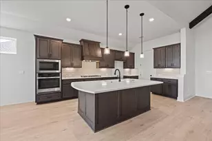 135 Kapok St, Buda, TX 78610 - Photo 8