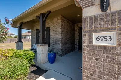 6753 Catania Loop, Round Rock, TX 78665 - Photo 2
