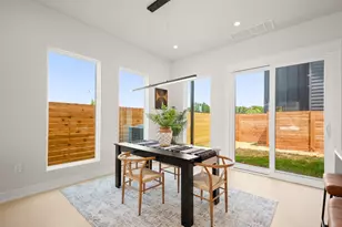 2720 Bristol Dr, Austin, TX 78723 - Photo 6