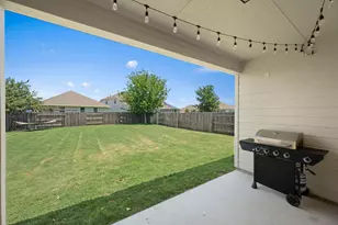 229 Long Canyon Ln, Georgetown, TX 78628 - Photo 32