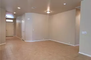 208 Hummingbird Ln, Leander, TX 78641 - Photo 10