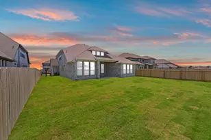 229 Pacific Grove Cir, Liberty Hill, TX 78642 - Photo 30